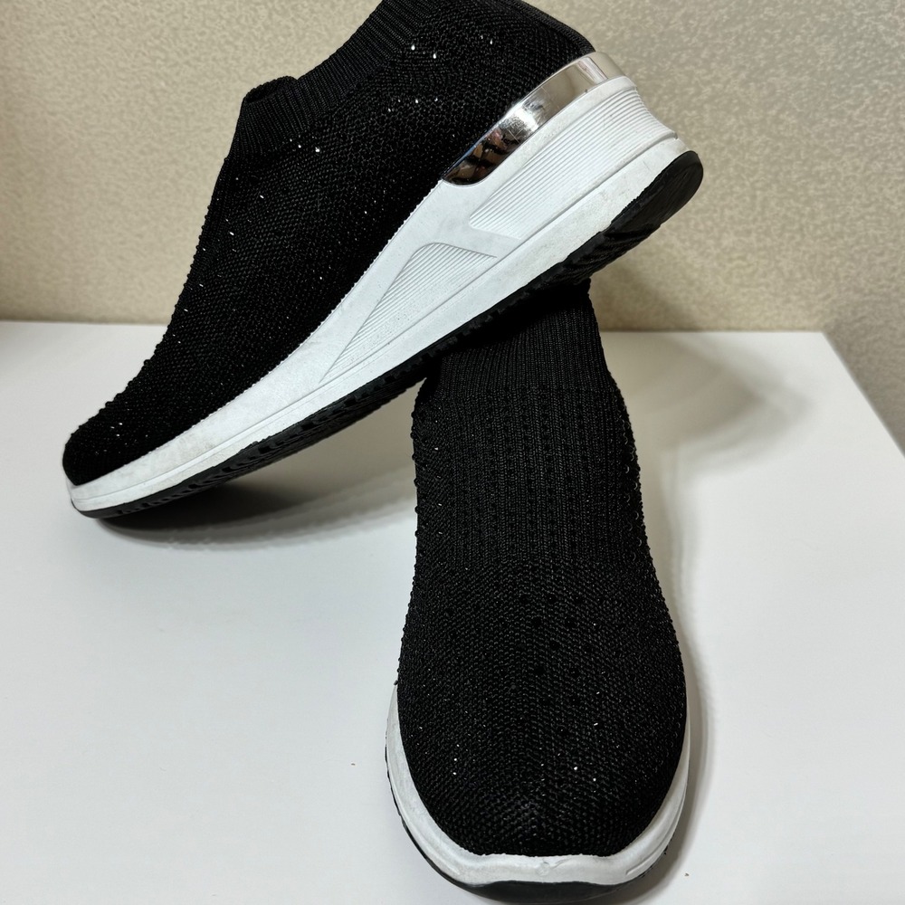 Tommy Bahama Womens Size 9 Black Rhinestone Knit Slip On Platform Sneakers New - Picture 2 of 6